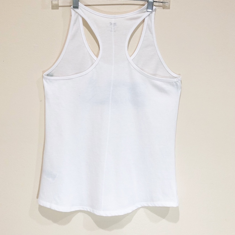 Everlast Graphic Tank White Bold Print Sleveless Size Small - Picture 2 of 5